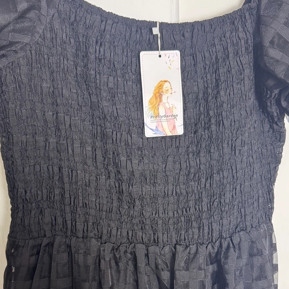 Chic Black Midi Dress with Puff Sleeves - Picture 3 of 6